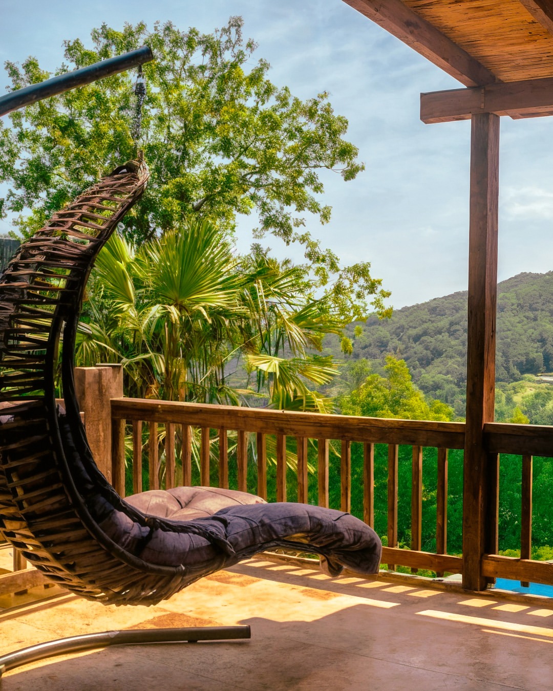 Sapanca Şükriye'de Dağ Manzaralı 1+1 Rustik Bungalov